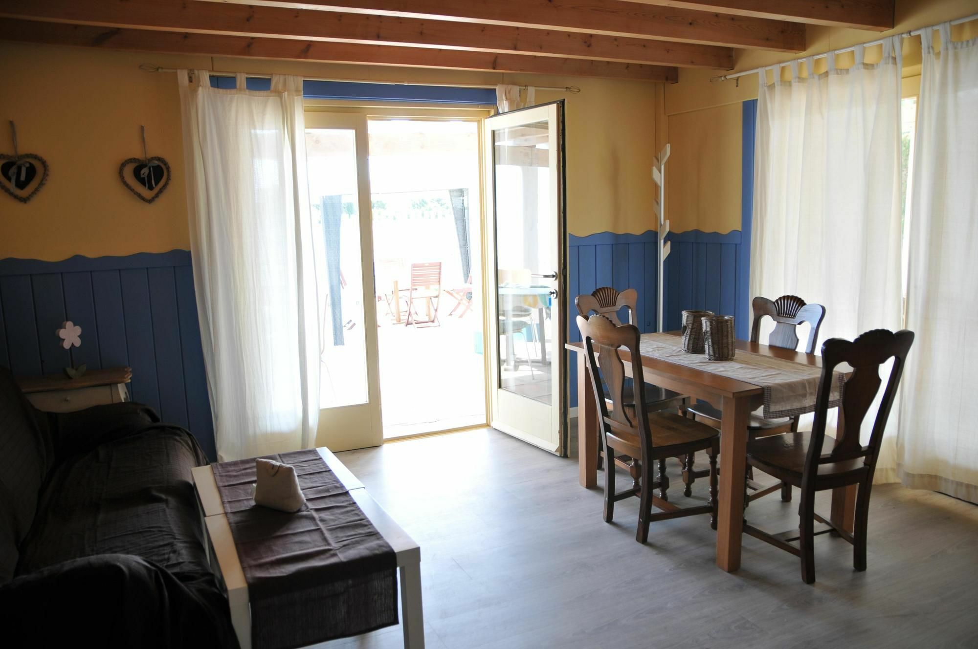 Aparthotel Oliwood Beach Oliva Esterno foto