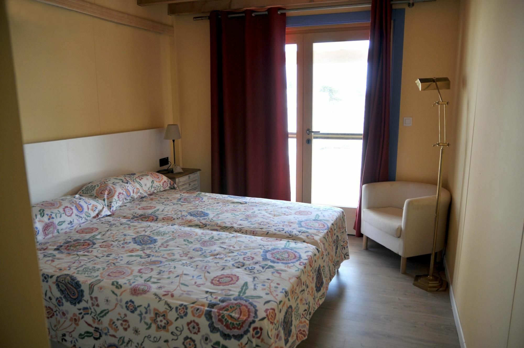Aparthotel Oliwood Beach Oliva Esterno foto